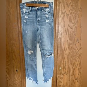American Eagle Women’s Hirise Jegging Crop Jeans Size 2
